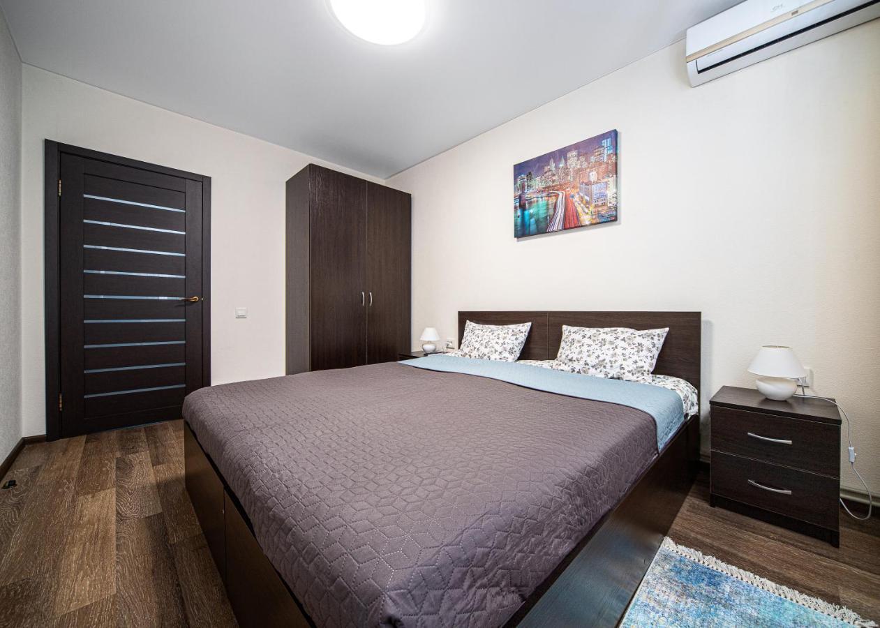 לבוב Central Park Apartment מראה חיצוני תמונה